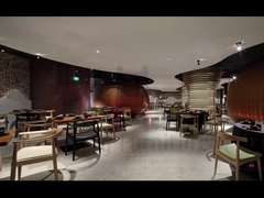 뛰어넘고 - 가죽과 사이즈 팔걸이 나무 레스토랑 의자들은 / 목재 틀을 흡수합니다